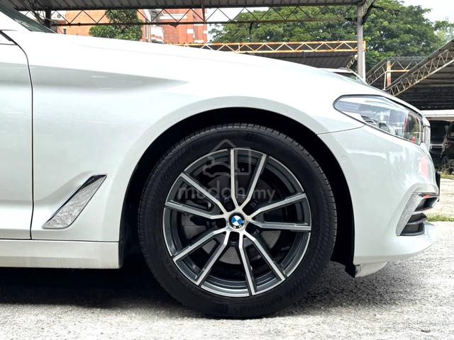 BMW 520i 2.0 LUXURY G30 Facelift Digital Meter - 5