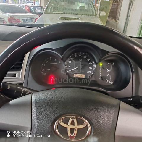 2011 Toyota HILUX 2.5 G MY05 KUN25R FACELIFT II - 4