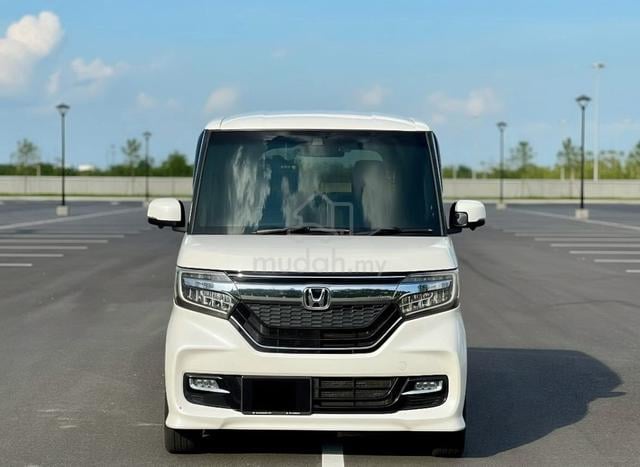 [2018] Honda N-BOX 660cc (AT) Custome 2 Sliding DR - 3