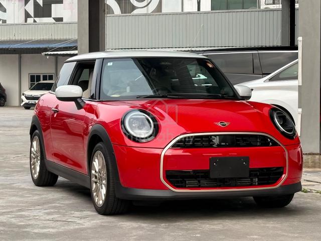 2024 Mini Cooper C 1.5L (T) 3-cylinder - 1