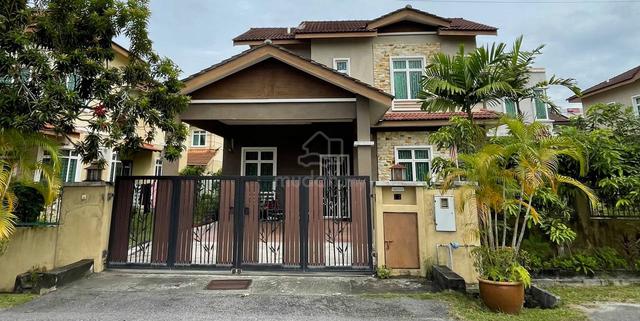 RENOVATED Double Storey Bungalow Desa Pinggiran Putra Kajang 1