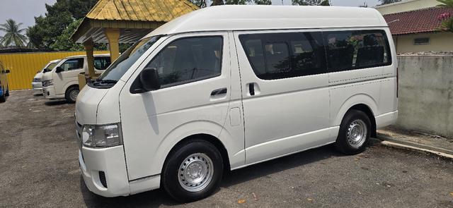 Toyota Hiace Petrol For Sale - 2
