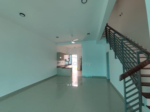 Aria @ Alam Impian Shah Alam 2 Storey Terrace House For Rent 1