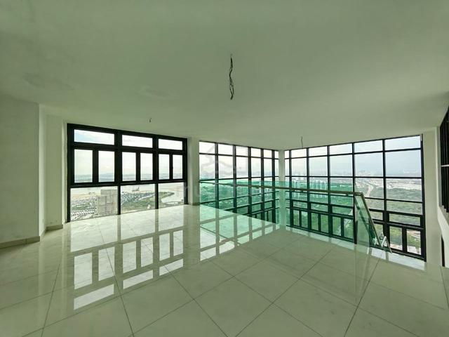 Larkin Height - Shop For Rent 1