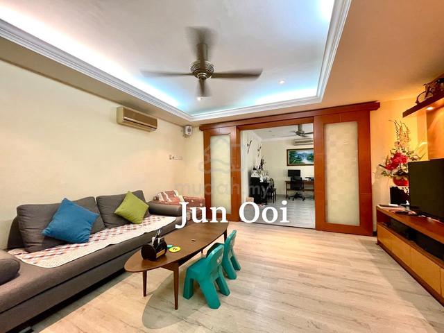 Double storey Semi-D , persiaran sungai ara 1