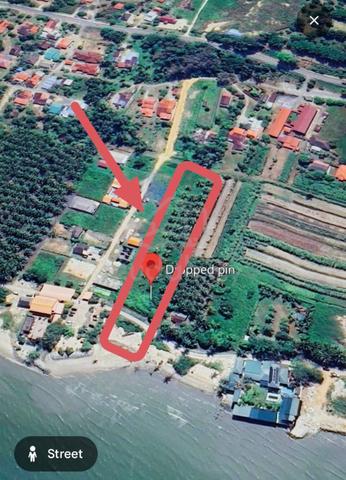 1.4 Ekar Tanah Rapat Jalan dan Pantai di Yan 1