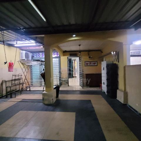 Rumah sewa 2 tingkat Bandar Mahkota Banting 1