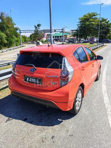 2013 Toyota PRIUS C 1.5 (HYBRID) NHP10R (A) - 2
