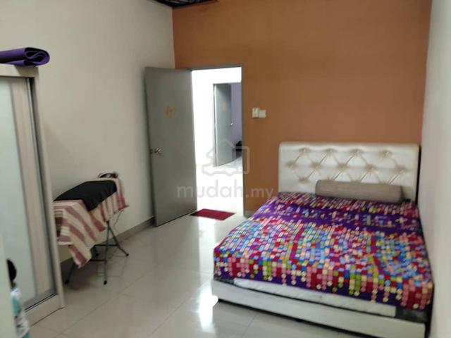 Double Storey Terrace House 1