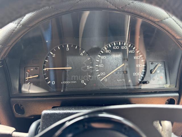 Land Rover Defender 90 | 3.9 V8 Petrol - 3