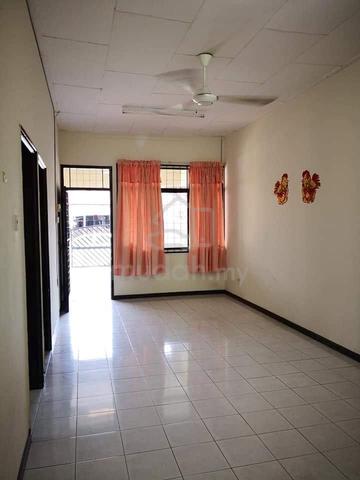 Taman Daya Single Storey Terrace House For Sale 1