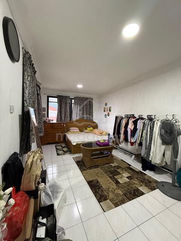 Master room kingfisher likas 1