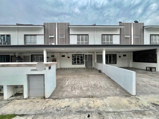 NON BUMI LOT ‼️ 2 Storey LBS Irama Perdana Puncak Alam 1