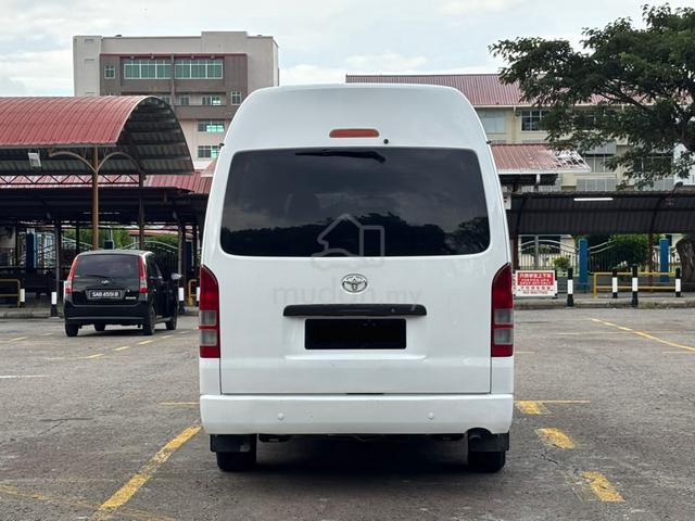 2011 Toyota HIACE WINDOW VAN 2.5 (M) - 4