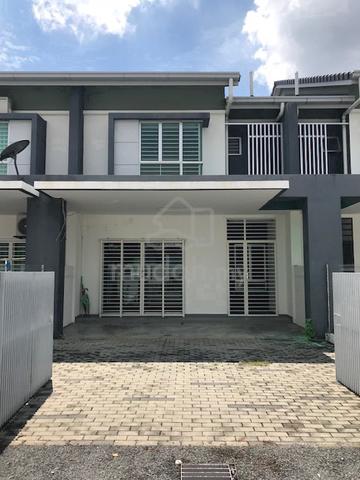 Double Storey House Nilai Utama 1