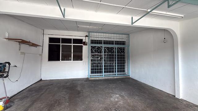 Taman Makmur Lunas house for rent 1