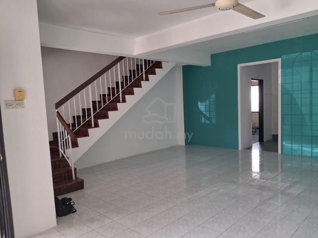 Taman Puncak Jalil 2-storey Terraced House 1