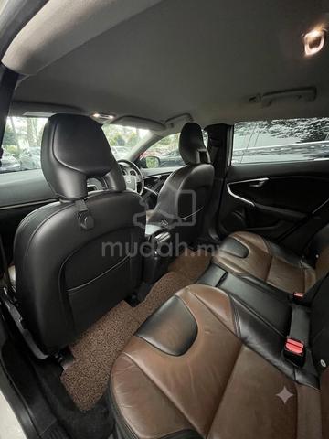 2016 Volvo V40 2.0 T5 DRIVE E FACELIFT (A) - 5