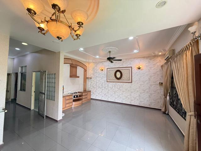 CORNER LOT Single Storey Terrace Jalan Murni Malim Jaya Merdeka Permai 1