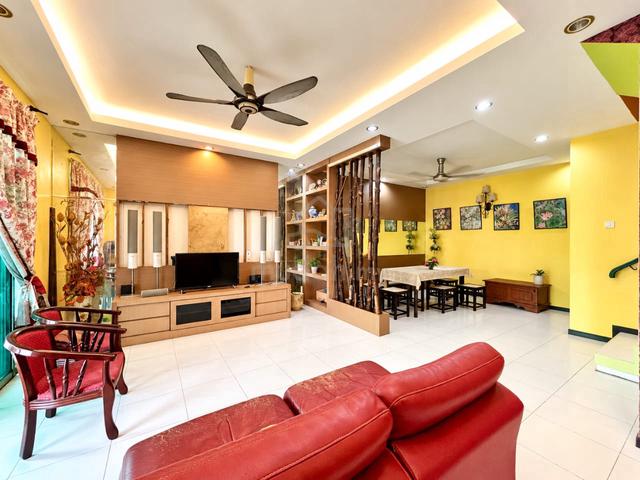 [SUPER SIZE] 24x80 House in Impian Emas with Big Kitchen 1