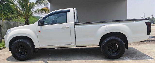 2020 Isuzu D-MAX 1.9 4x4 Single Cab 6-speed manual - 4