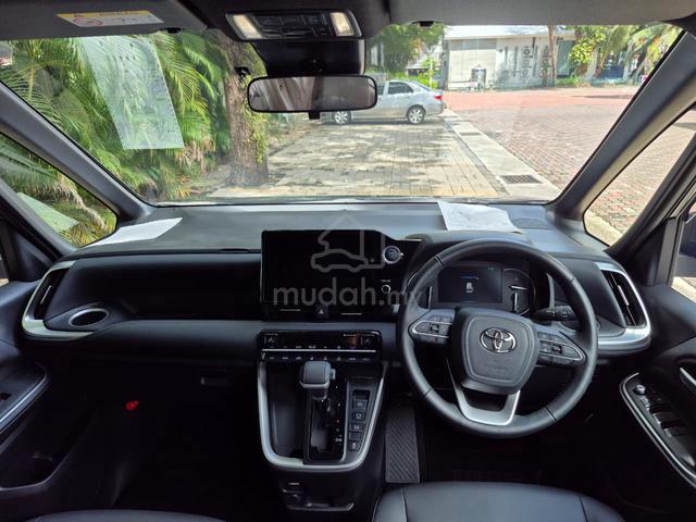 2022 Toyota NOAH 2.0 SZ (A) - 4