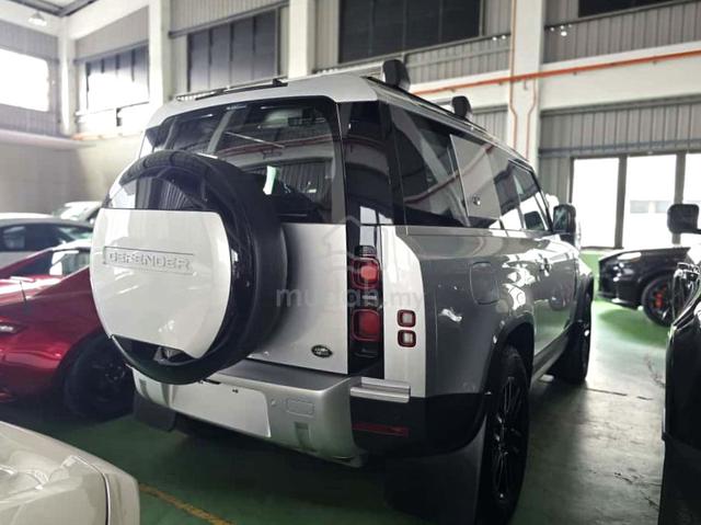 READY-2023 Land Rover DEFENDER 2.0 90 P300 AIR SUS - 3