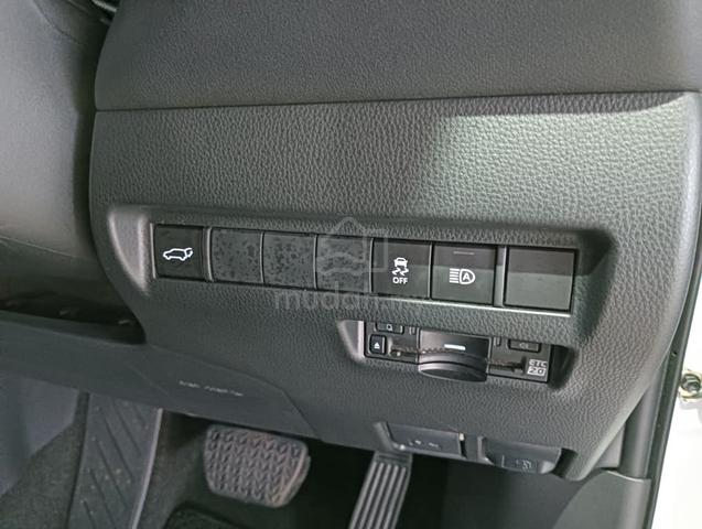 2025 Toyota HARRIER 2.0 LUXURY MY21 MXUA80R - 4