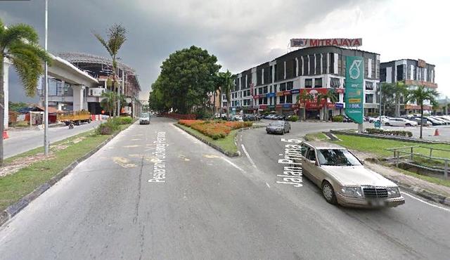 Bungalow Land 4043sf @ Tmn Puchong Prima near LRT Station/Shops/School 1