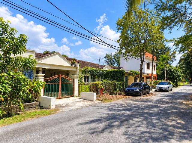 [SAVE UP 28K] Jalan Murai 20, 1,496sf, Sungai Pelek 1