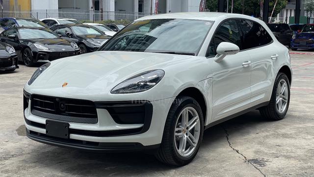 NFL High Spec 2022 Porsche MACAN 2.0 - 4