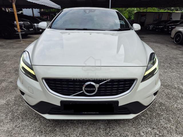 Volvo v40 2.0 Facelift - 2
