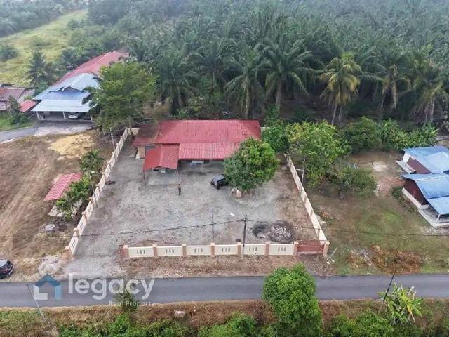 Rumah Sesebuah Untuk Dijual Di RPT Kampung Deralik, Sitiawan 1