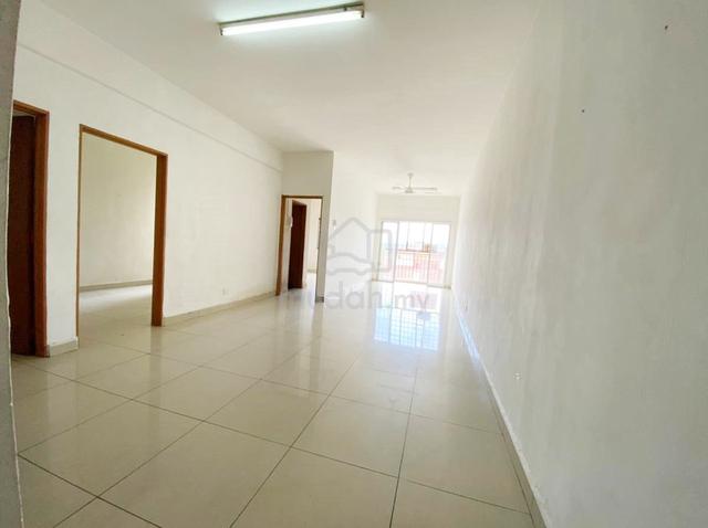 Apartment Taman Tropika (Blok A & B) 1