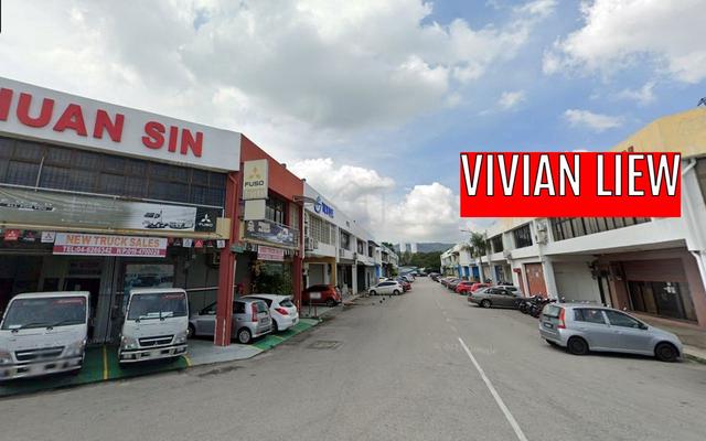 Diamond valley Warehouse Rent Batu Maung Newly Renovated 3,500sf 1