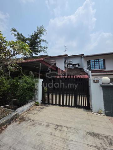 2 Storey Terrace Partial Furnished 14 Bed 8 Bath Pelangi Jerau Johor 1