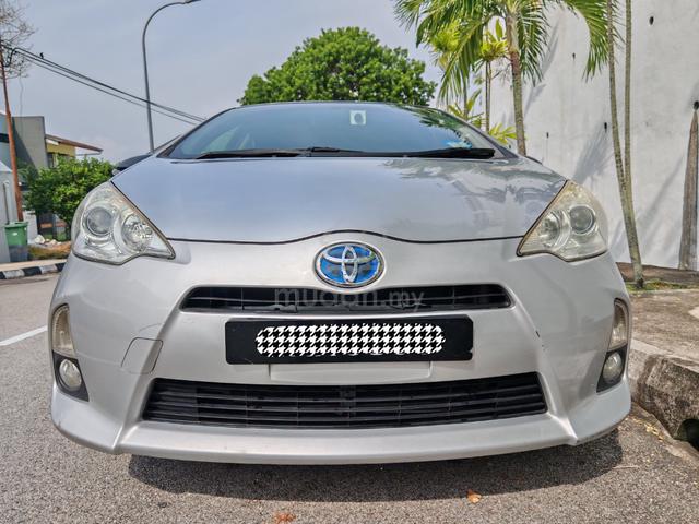 2012 Toyota PRIUS C 1.5 (HYBRID) (A) 1 OWNER - 3