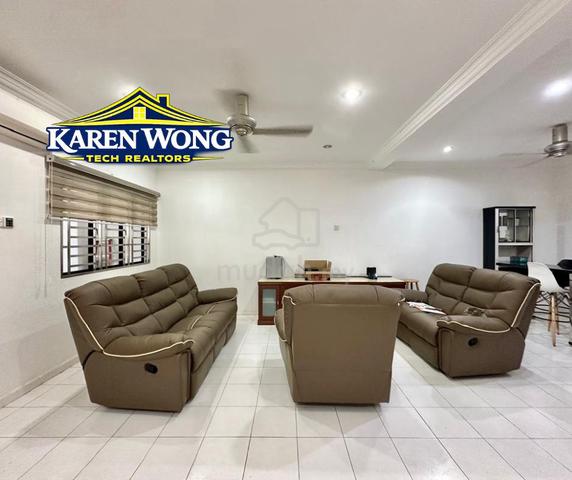 【MOVE IN READY】LAGENDA HEIGHTS RENO 2.5 Storey Terrace House for Sale 1