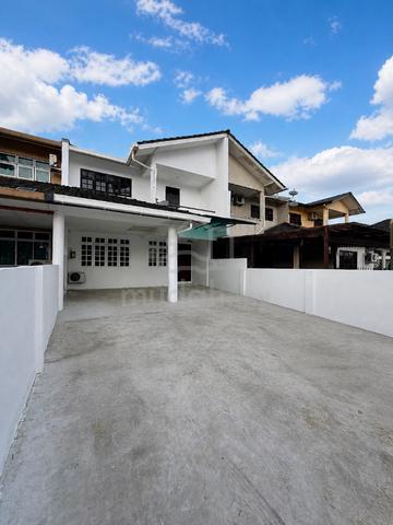 Satok Double Storey Terrace - Newly Renovated 1