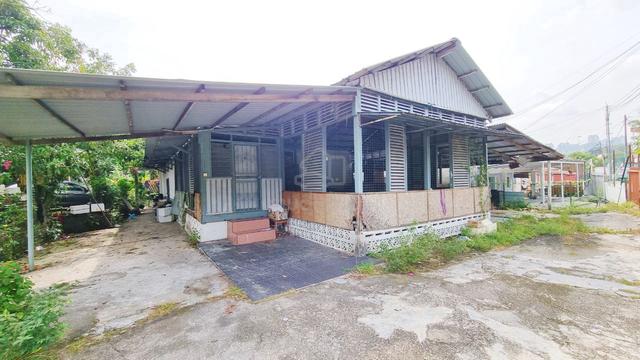 Tanah Lot Beserta Bungalow Klang Gate Desa Melawati [4090 Sqft] 1