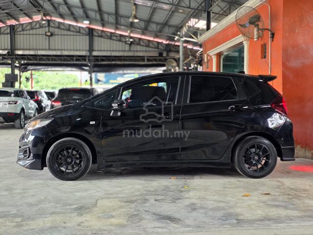 (Loan Kedai) 2020 Honda JAZZ 1.5 E (A) Facelift - 4