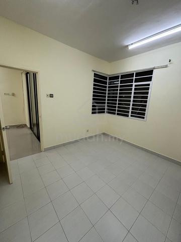 Anggerik Residensi 5