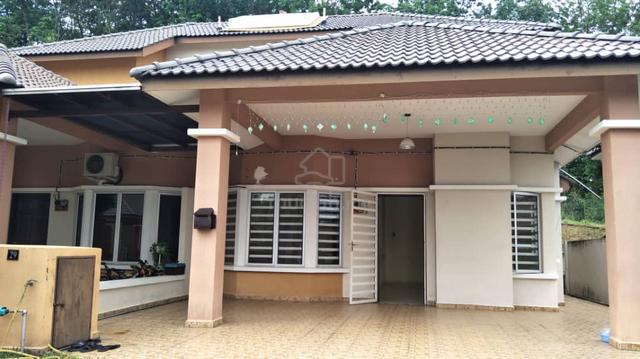 Semi D Dua tingkat Desa Villa Murni Labu Lanjut 1