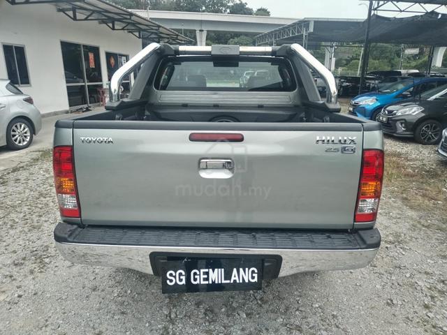 2011 Toyota HILUX 2.5 G (A) 100% NOT ACCIDENT - 4