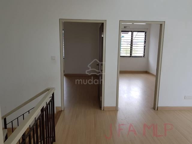 For Sale Bandar Bukit Raja Klang Nafiri 1Double Storey Tabletop 1