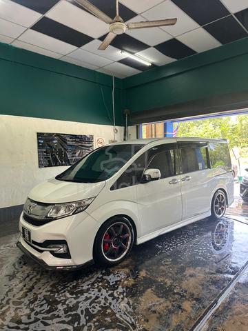 2017 Honda STEPWAGON 1.5 SPADA (A) - 1