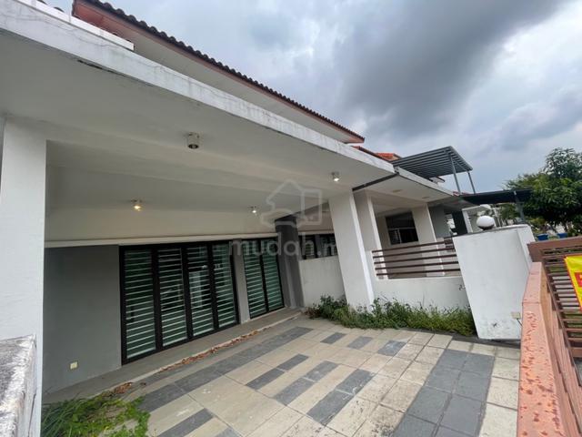 Double Storey Superlink PENTAS 2 Alam Impian 1