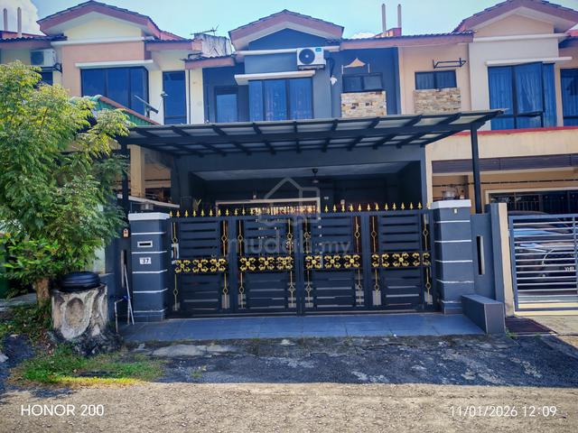 Fully Furnished Renovated Double Storey Terrace - Bandar Country Homes 1