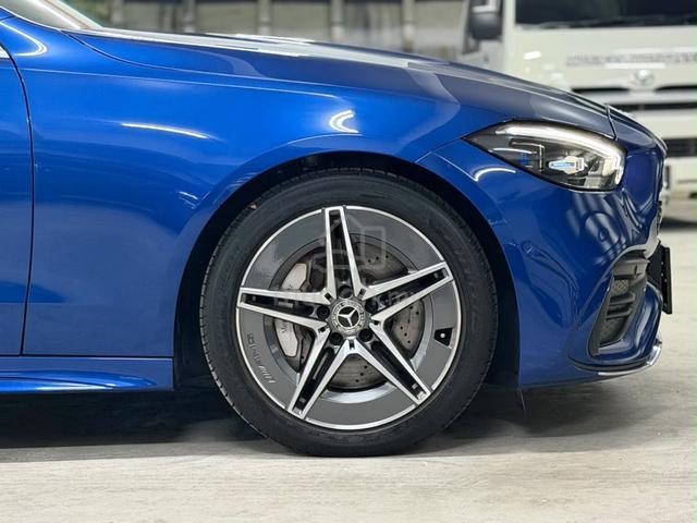 5A 7k KM ONLY‼️2022 Mercedes Benz C200 AMG 1.5T - 4