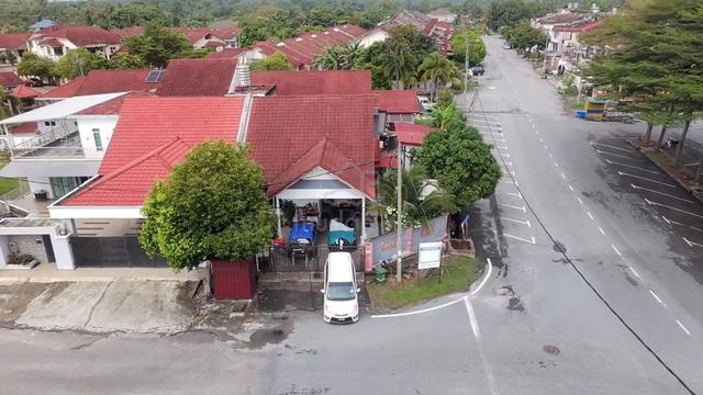 Corner Lot Untuk Dijual Temerloh 1